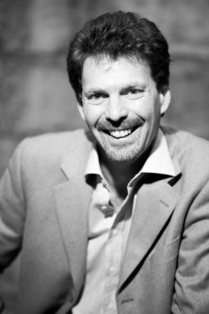Film: Jeremy Birnstingl – Jack and the jumping gene a biologists view of sex and business